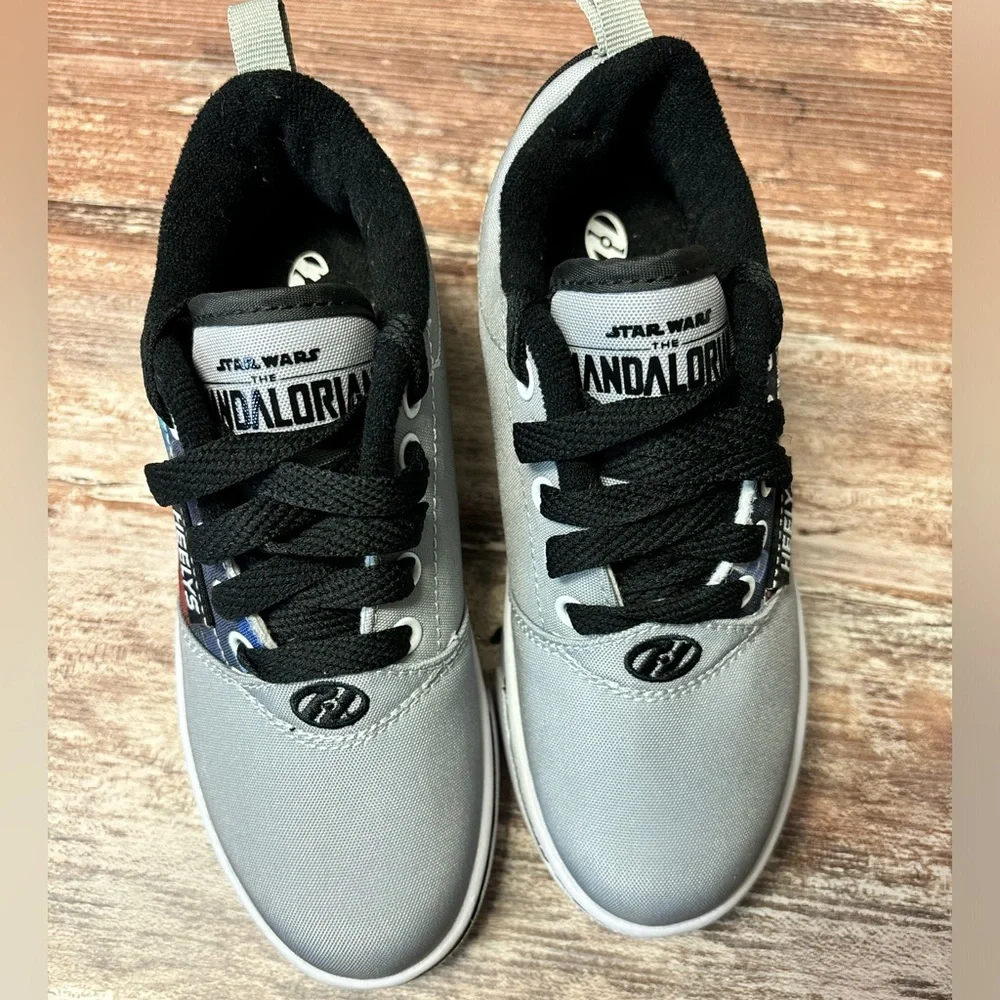 Heelys | LIKE NEW! EUC Star Wars Mandalorian Skate Shoes, Size 1 (Youth)